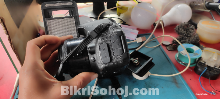 Canon 700d Camera And 50mm prime lens Full Box all ok